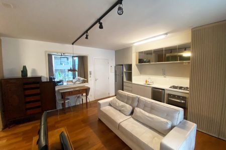 Studio à venda com 47m², 1 quarto e 1 vaga Studio à venda com 47m², 1 quarto e 1 vagaStudio