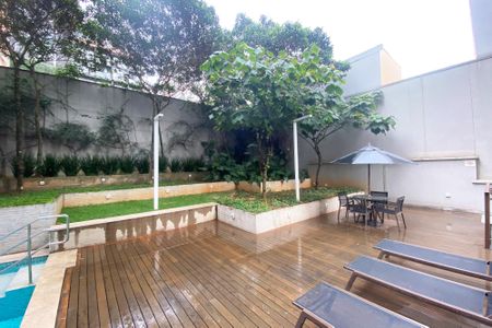 Studio à venda com 47m², 1 quarto e 1 vaga Studio à venda com 47m², 1 quarto e 1 vagaÁrea comum - Piscina