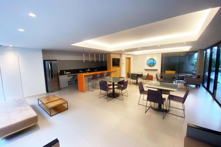 Studio à venda com 47m², 1 quarto e 1 vaga Studio à venda com 47m², 1 quarto e 1 vagaÁrea comum - Salão de festas