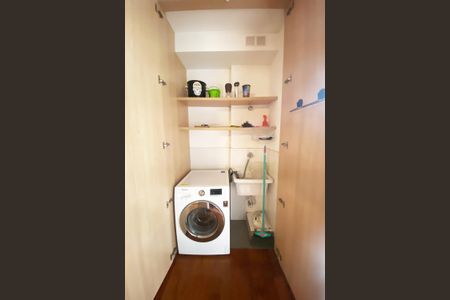 Studio à venda com 47m², 1 quarto e 1 vaga Studio à venda com 47m², 1 quarto e 1 vagaLavanderia