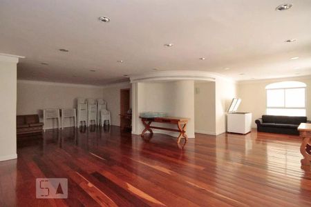 Apartamento à venda com 300m², 3 quartos e 2 vagasÁrea comum