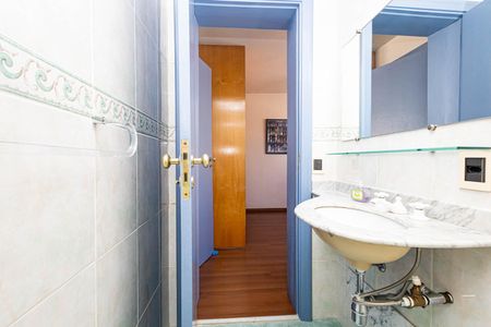 Apartamento à venda com 300m², 3 quartos e 2 vagasBanheiro da Suíte 3