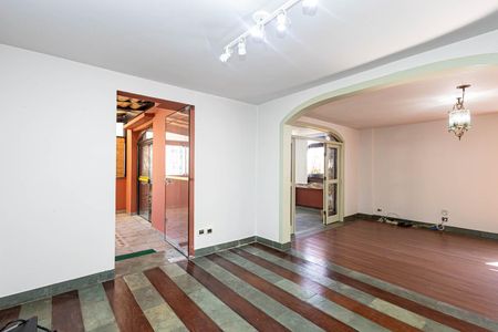 Apartamento à venda com 300m², 3 quartos e 2 vagasSala