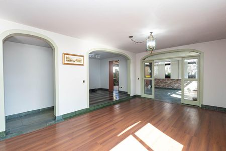 Apartamento à venda com 300m², 3 quartos e 2 vagasSala