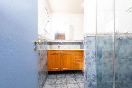 Apartamento à venda com 300m², 3 quartos e 2 vagasBanheiro da Suíte 2