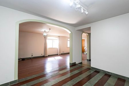 Apartamento à venda com 300m², 3 quartos e 2 vagasSala