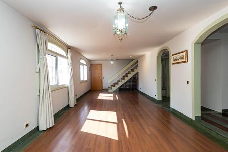 Apartamento à venda com 300m², 3 quartos e 2 vagasSala