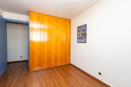 Apartamento à venda com 300m², 3 quartos e 2 vagasSuíte 3