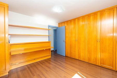 Apartamento à venda com 300m², 3 quartos e 2 vagasSuíte 2