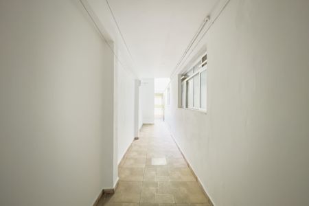 Corredor de casa para alugar com 2 quartos, 180m² em Cidade das Flores, Osasco