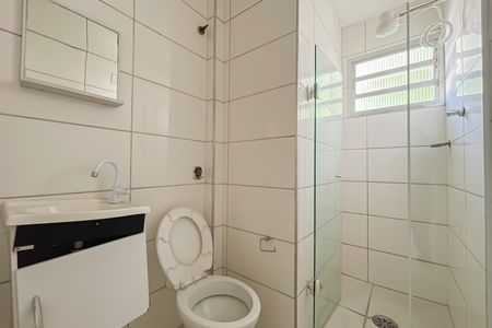 Banheiro social de casa para alugar com 2 quartos, 180m² em Cidade das Flores, Osasco