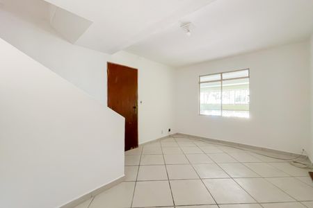 Casa para alugar com 2 quartos, 180m² em Cidade das Flores, Osasco