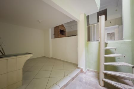 Área de Serviço de casa para alugar com 2 quartos, 180m² em Cidade das Flores, Osasco