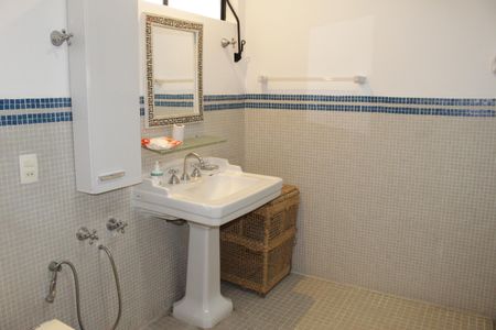 Apartamento para alugar com 255m², 1 quarto e 2 vagasBanheiro Social