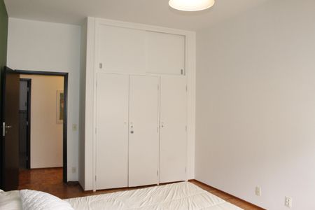Quarto 1 de apartamento para alugar com 1 quarto, 255m² em Higienópolis, São Paulo