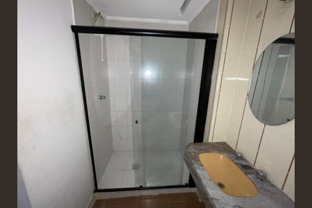Apartamento à venda com 50m², 2 quartos e sem vaga Apartamento à venda com 50m², 2 quartos e sem vagaBanheiro social