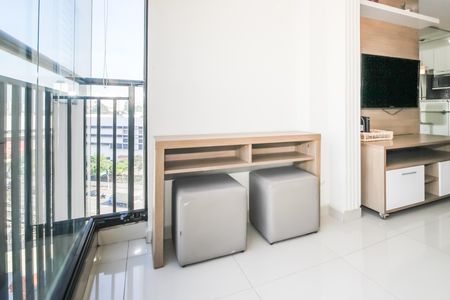 Varanda da Sala de apartamento para alugar com 2 quartos, 60m² em Barra Funda, São Paulo