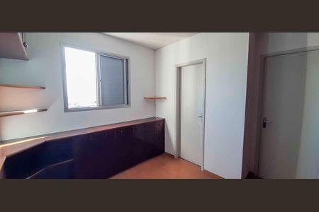 Suíte de apartamento para alugar com 3 quartos, 81m² em Vila Butantã, São Paulo