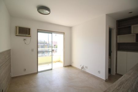 Casa de condomínio à venda com 140m², 3 quartos e 1 vagaSuíte 3