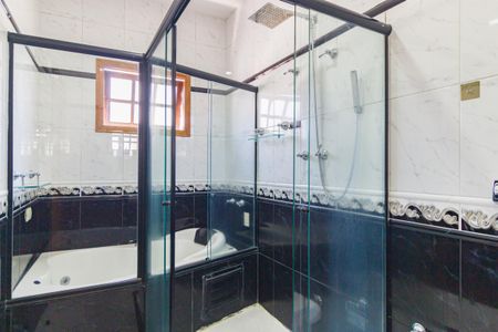 Casa para alugar com 210m², 4 quartos e 2 vagas Casa para alugar com 210m², 4 quartos e 2 vagasBanheiro da Suíte