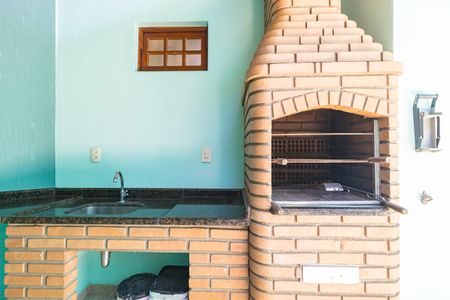 Casa para alugar com 210m², 4 quartos e 2 vagas Casa para alugar com 210m², 4 quartos e 2 vagasÁrea comum - Churrasqueira