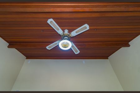 Casa para alugar com 210m², 4 quartos e 2 vagas Casa para alugar com 210m², 4 quartos e 2 vagasSuíte