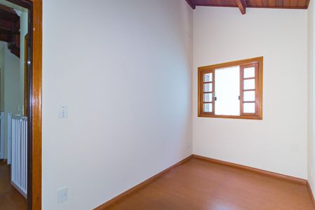Casa para alugar com 210m², 4 quartos e 2 vagas Casa para alugar com 210m², 4 quartos e 2 vagasQuarto 1