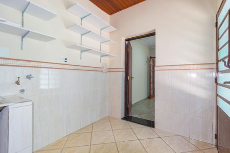 Casa para alugar com 210m², 4 quartos e 2 vagas Casa para alugar com 210m², 4 quartos e 2 vagasÁrea de Serviço