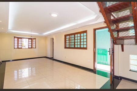 Sala de casa para alugar com 4 quartos, 210m² em Vila Prudente, São Paulo