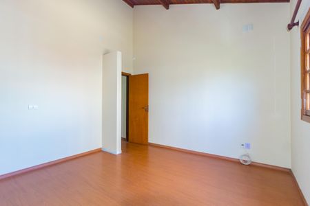 Casa para alugar com 210m², 4 quartos e 2 vagas Casa para alugar com 210m², 4 quartos e 2 vagasSuíte