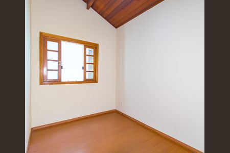 Casa para alugar com 210m², 4 quartos e 2 vagas Casa para alugar com 210m², 4 quartos e 2 vagasQuarto 1
