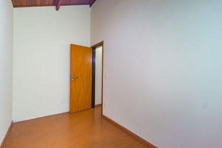 Casa para alugar com 210m², 4 quartos e 2 vagas Casa para alugar com 210m², 4 quartos e 2 vagasQuarto 1