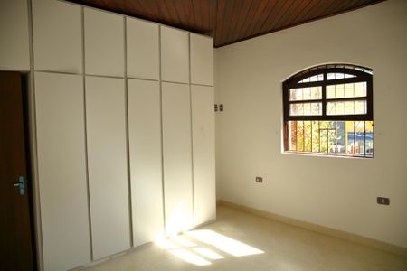 Casa à venda com 183m², 2 quartos e 1 vagaQuarto 1