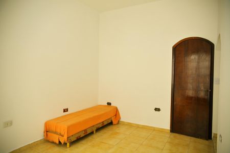 Casa à venda com 183m², 2 quartos e 1 vagaQuarto 2