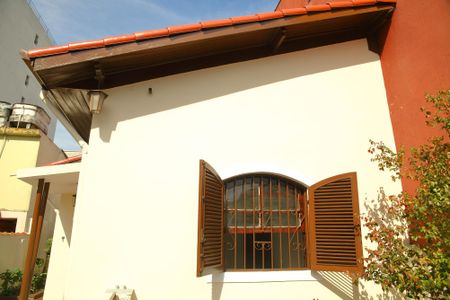 Casa à venda com 183m², 2 quartos e 1 vagaÁrea comum