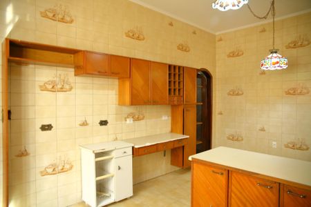 Casa à venda com 183m², 2 quartos e 1 vagaCozinha