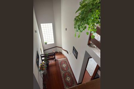 Escada de casa para alugar com 4 quartos, 340m² em Sarandi, Porto Alegre