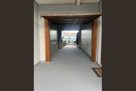 Casa à venda com 340m², 4 quartos e 3 vagas Casa à venda com 340m², 4 quartos e 3 vagasÁrea externa