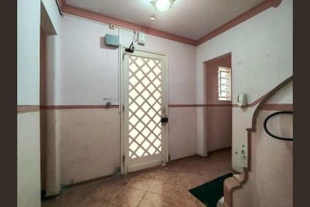 Apartamento à venda com 84m², 2 quartos e sem vagaFachada e portaria