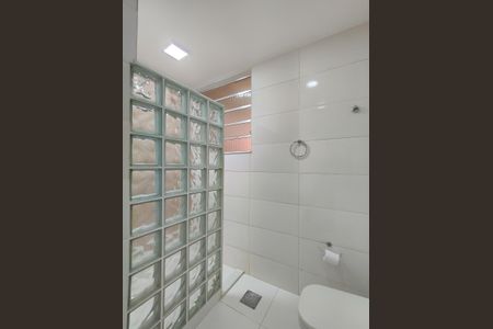 Apartamento à venda com 84m², 2 quartos e sem vagaBanheiro Social