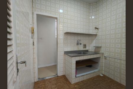 Apartamento à venda com 84m², 2 quartos e sem vagaCozinha