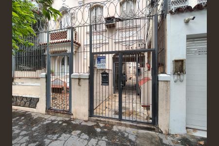 Apartamento à venda com 84m², 2 quartos e sem vagaFachada e portaria