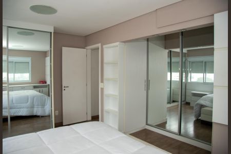 Apartamento à venda com 117m², 2 quartos e 2 vagas Suíte