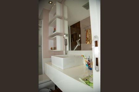 Apartamento à venda com 117m², 2 quartos e 2 vagasBanheiro