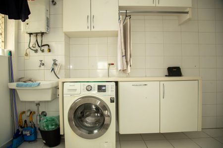 Apartamento à venda com 117m², 2 quartos e 2 vagasÁrea de Serviço