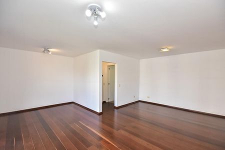 Sala de apartamento à venda com 3 quartos, 127m² em Jardim Ampliação, São Paulo