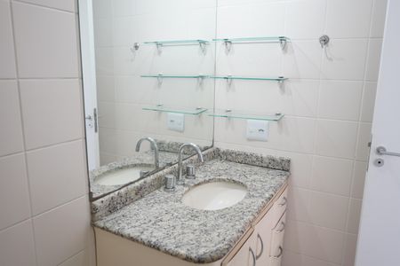 Apartamento à venda com 70m², 3 quartos e 1 vagaBanheiro da Suíte