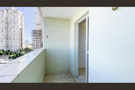 Apartamento à venda com 70m², 3 quartos e 1 vaga Apartamento à venda com 70m², 3 quartos e 1 vagaSacada