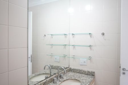 Apartamento à venda com 70m², 3 quartos e 1 vagaBanheiro da Suíte