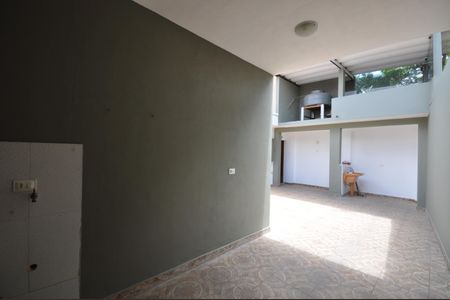 Casa à venda com 230m², 3 quartos e 2 vagasÁrea Externa